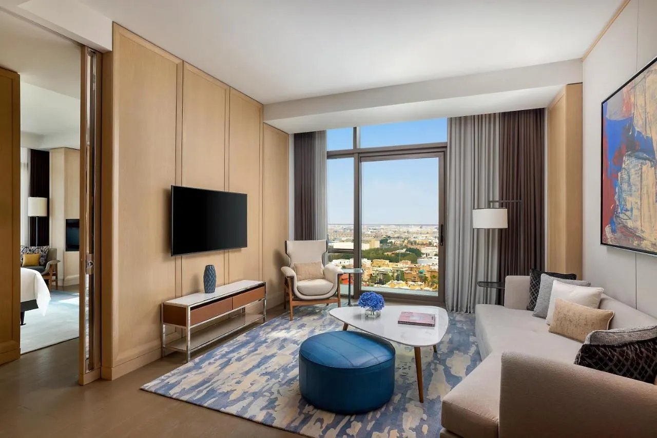 Shangri-La Jeddah 5*,